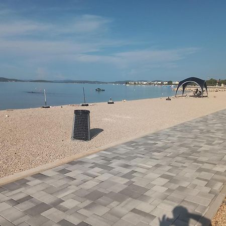 Apartman Zora Sukošan Exterior foto